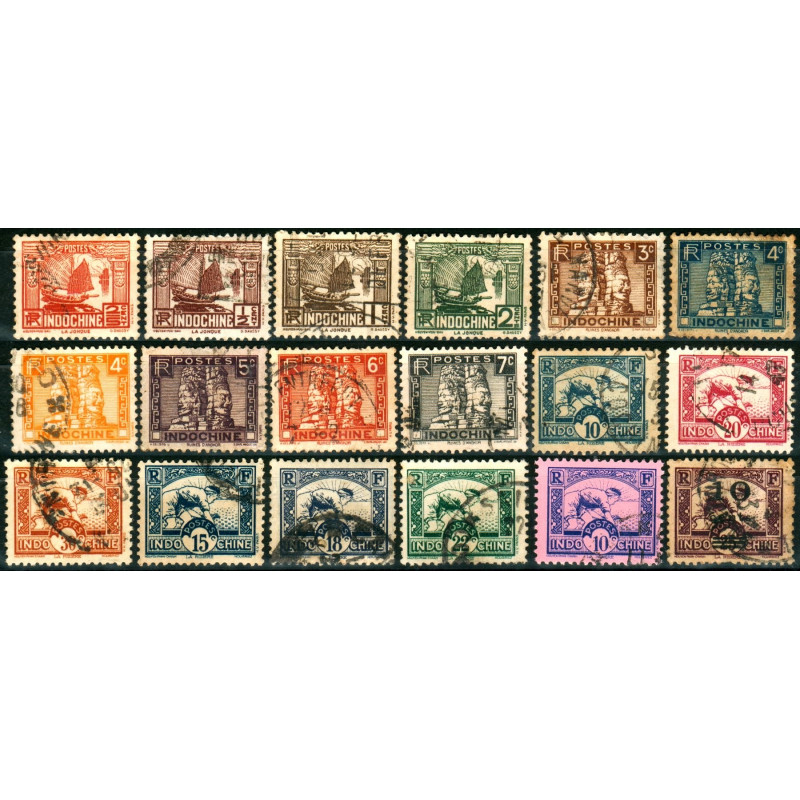 N152 à 229, lot de 18 timbres entre