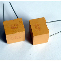 capacités 47 uf / 40 V polarisés